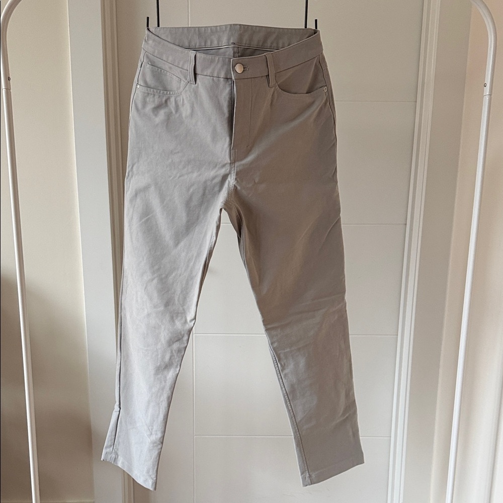 Lululemon ABC utilitech classic fit - 3”